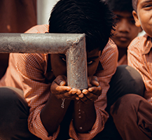 VMM Children drinking